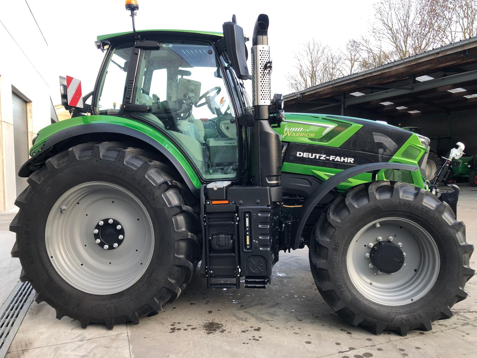 Deutz-Fahr Agrotron 6180 TTV Java Green